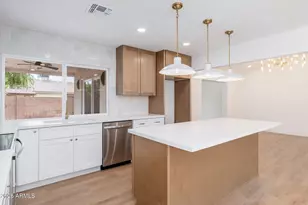 15015 N 23rd Ave, Phoenix, AZ 85023 - Photo 9