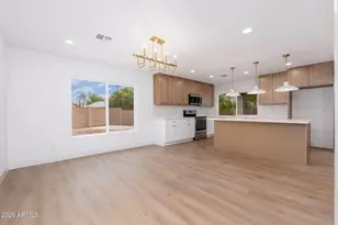 15015 N 23rd Ave, Phoenix, AZ 85023 - Photo 13