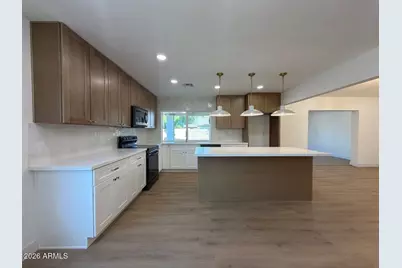 15015 N 23rd Avenue, Phoenix, AZ 85023 - Photo 9