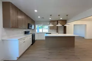 15015 N 23rd Ave, Phoenix, AZ 85023 - Photo 9
