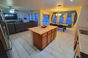 10841 E Forge Cir, Mesa, AZ 85208 - Photo 7