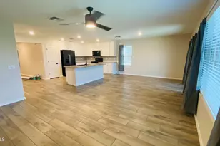 17461 W Molly Ln, Surprise, AZ 85387 - Photo 7