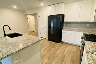 17461 W Molly Ln, Surprise, AZ 85387 - Photo 11