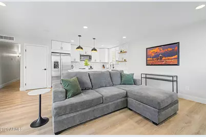 4200 N 38th Street #1, Phoenix, AZ 85018 - Photo 11