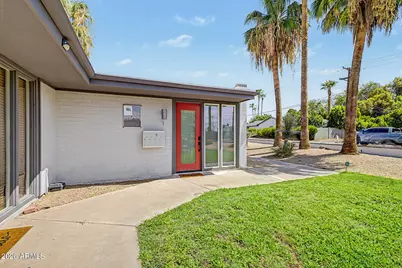 4200 N 38th Street #1, Phoenix, AZ 85018 - Photo 7