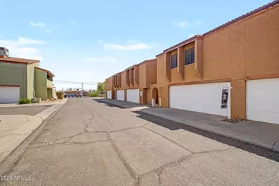 2202 W Glenrosa Avenue #9, Phoenix, AZ 85015 - Photo 37