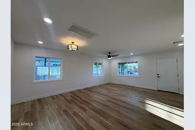 6329 W Ocotillo Road, Glendale, AZ 85301 - Photo 9
