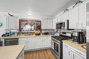 1756 E Park St, Phoenix, AZ 85042 - Photo 15