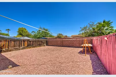8939 W Sells Drive, Phoenix, AZ 85037 - Photo 17