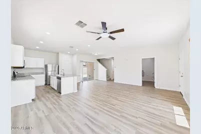 810 W Raymond Street, Coolidge, AZ 85128 - Photo 5