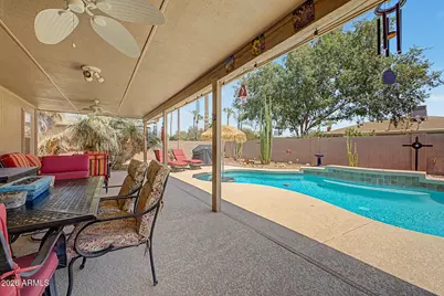 26017 S New Town Drive, Sun Lakes, AZ 85248 - Photo 21