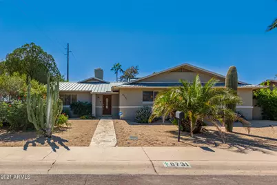 8731 E Minnezona Avenue, Scottsdale, AZ 85251 - Photo 1