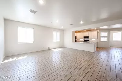 16739 W Sand Hills Road, Surprise, AZ 85387 - Photo 11