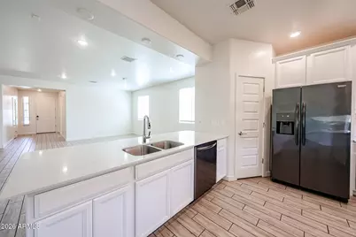 16739 W Sand Hills Road, Surprise, AZ 85387 - Photo 17