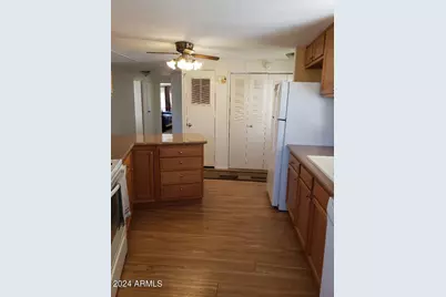 10201 N 99th Avenue #166, Peoria, AZ 85345 - Photo 11
