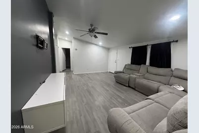 117 E Villa Theresa Drive, Phoenix, AZ 85022 - Photo 9
