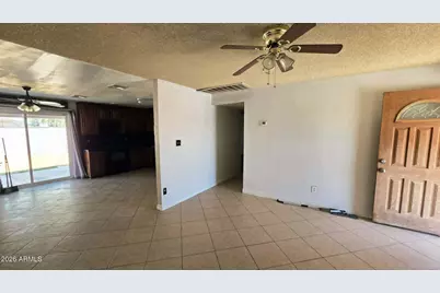 8220 W Meadowbrook Avenue, Phoenix, AZ 85033 - Photo 5
