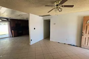 8220 W Meadowbrook Ave, Phoenix, AZ 85033 - Photo 5