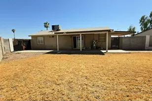 8220 W Meadowbrook Ave, Phoenix, AZ 85033 - Photo 17