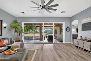 13812 S 154th Pl, Gilbert, AZ 85296 - Photo 9