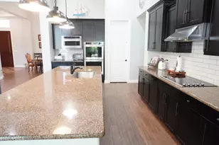 2910 E Wildhorse Dr, Gilbert, AZ 85297 - Photo 23