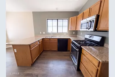 8928 W Cherry Hills Drive, Peoria, AZ 85345 - Photo 9