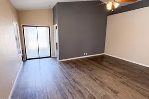 8928 W Cherry Hills Dr, Peoria, AZ 85345 - Photo 11