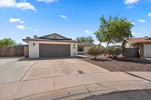 3127 W Yucca St, Phoenix, AZ 85029 - Photo 1
