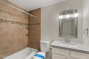 3127 W Yucca St, Phoenix, AZ 85029 - Photo 17