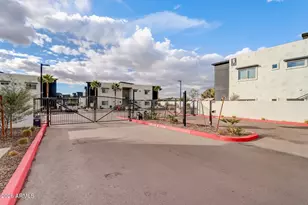9160 N 67th Ave, Glendale, AZ 85302 - Photo 27