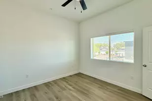 9160 N 67th Ave, Glendale, AZ 85302 - Photo 23
