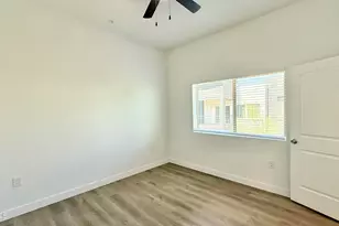 9160 N 67th Ave, Glendale, AZ 85302 - Photo 11
