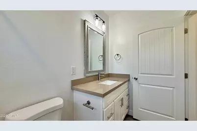 9160 N 67th Avenue #224, Glendale, AZ 85302 - Photo 17