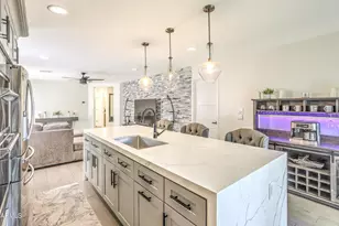 9745 E Butte St, Mesa, AZ 85207 - Photo 9