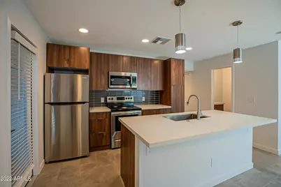 6227 N 13th Place #3, Phoenix, AZ 85014 - Photo 1