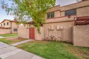 4103 W Wonderview Rd, Phoenix, AZ 85019 - Photo 1