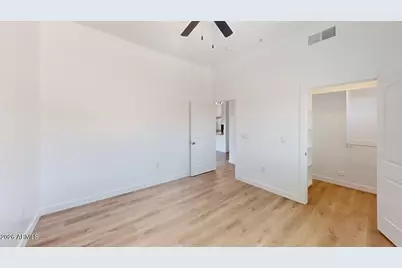 9160 N 67th Avenue #207, Glendale, AZ 85302 - Photo 11