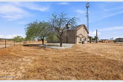 27602 N Denver Hill Drive, Wittmann, AZ 85361 - Photo 33
