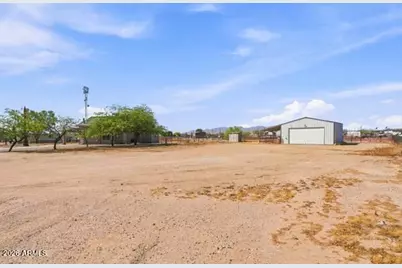 27602 N Denver Hill Drive, Wittmann, AZ 85361 - Photo 3