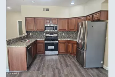 2711 W Megan Street, Chandler, AZ 85224 - Photo 9
