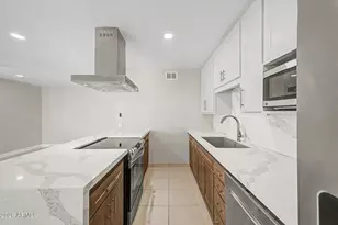8730 E Rancho Vista Dr, Scottsdale, AZ 85251 - Photo 5