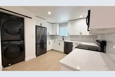 1840 W Thomas Road #25, Phoenix, AZ 85015 - Photo 5