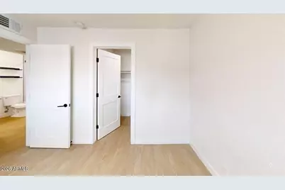 1840 W Thomas Road #27, Phoenix, AZ 85015 - Photo 5