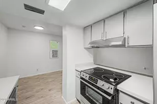 5984 N 48th Ave, Glendale, AZ 85301 - Photo 13