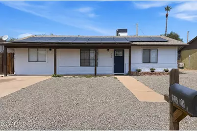 228 W 18th Avenue, Apache Junction, AZ 85120 - Photo 1