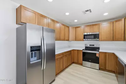 228 W 18th Avenue, Apache Junction, AZ 85120 - Photo 11