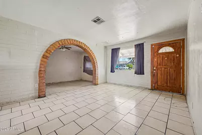 5828 N 63rd Drive, Glendale, AZ 85301 - Photo 5