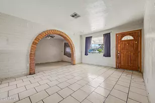 5828 N 63rd Dr, Glendale, AZ 85301 - Photo 5