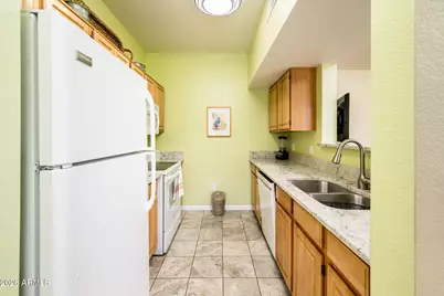14950 W Mountain View Boulevard #5110, Surprise, AZ 85374 - Photo 9