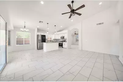 2715 N 122nd Drive, Avondale, AZ 85392 - Photo 11